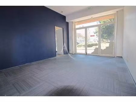 local commercial à louer