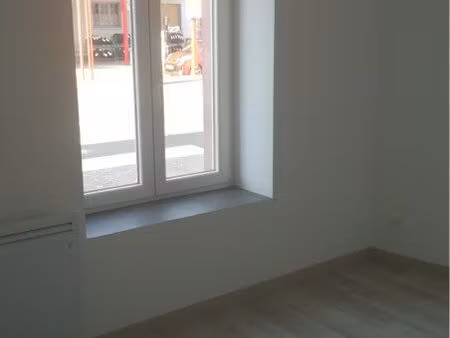 joli et grand f2 en rdc à lunéville