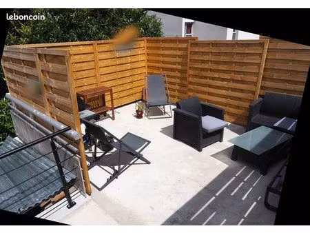 grand t2 60m2 avec grande terrasse sans vis à vis