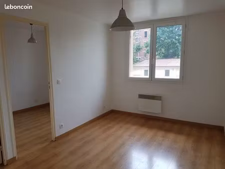 beau petit 2 pièces a thiais