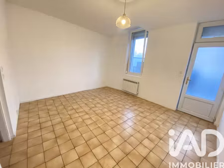 location maison 3 pièces 86 m² à camon (80450)
