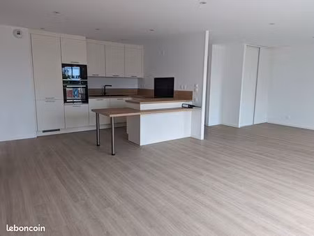 appartement 3 pièces 90 m²