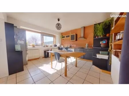 maison 7 pièces 194 m²