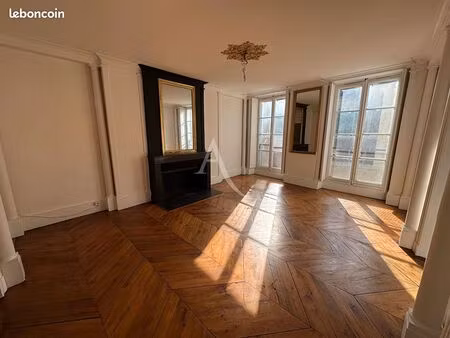 appartement 3 pièces 86 m²