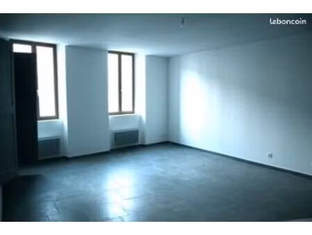 apparemnt t3 les vans