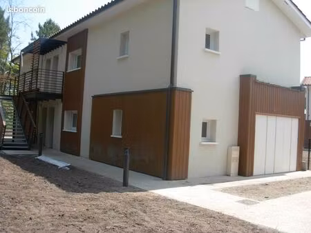particulier location à l'année appart t3 sur 33127saint jean d'illac dispo avril 26 + terr