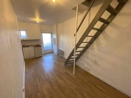 location appartement 2 pièces à nantes rond-point de rennes (44000) : à louer 2 pièces / 2