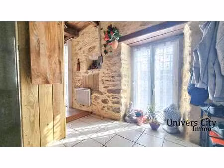 vente maison à notre-dame-des-landes (44130) : à vendre / 150m² notre-dame-des-landes