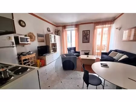 menton centre rue piétonne 2p traversant