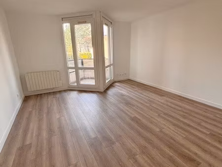 a saisir ! agréable 3 pièces idéalement situé