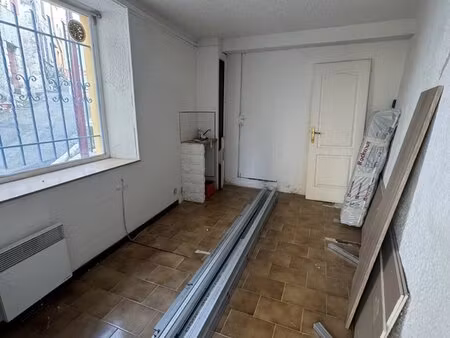 local à louer villeneuve loubet village