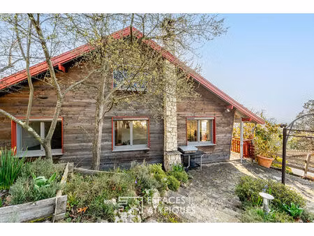 maison ossature bois avec vue et piscine