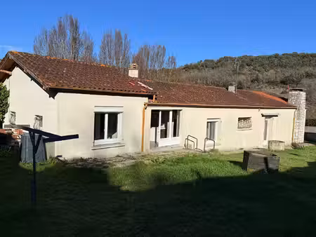 maison en pierre de plain-pied