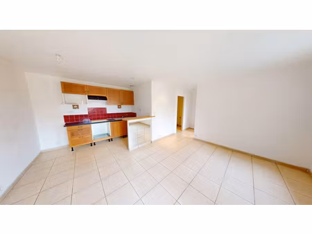 appartement frontignan centre - 40m² - non meublé