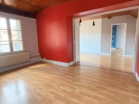 appartement 3 pièces 77 m²