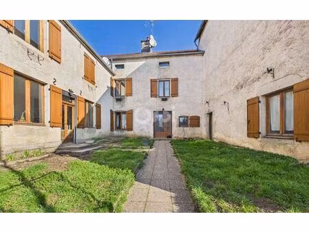 maison confracourt m² t-4 à vendre  120 000 €