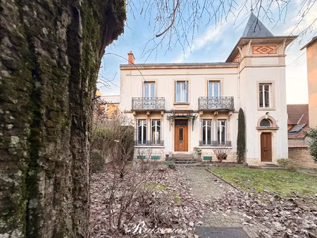 dijon - victor hugo - maison chaleureuse et fonctionnelle