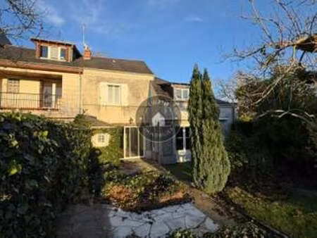 vente maison à gennes-val-de-loire (49350) : à vendre / 140m² gennes-val-de-loire