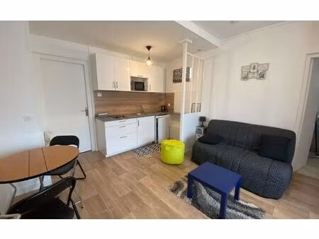 location appartement  21.73 m² t-1 à la rochelle  581 €