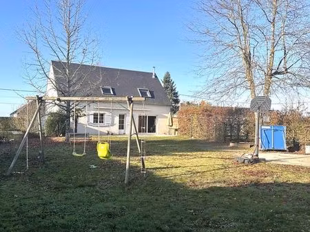 maison  6 pièces sur sous sol  traînou