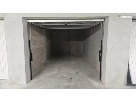 boxe / garage / stockage sous sol 17 5m2