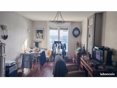 appartement t2  46m2  proche cinéma loft