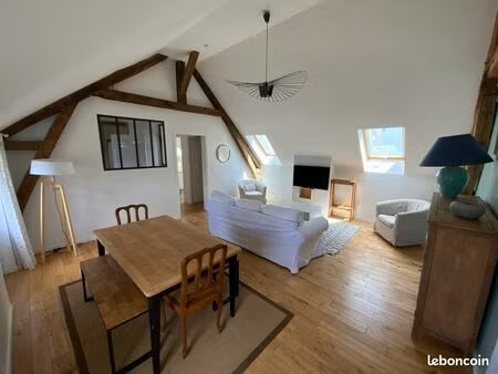 t4 meublé 81 m² – très lumineux – 3 chambres – dernier étage – orléans rue des grands cham