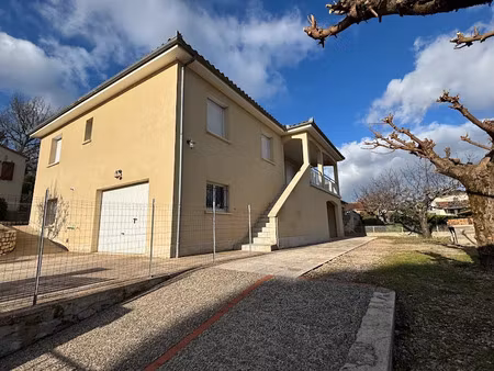 vente maison 7 pièces 165 m² à figeac (46100)  262 500 €