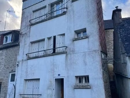 vente maison à rostrenen (22110) : à vendre / 50m² rostrenen