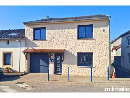 belle maison familiale au coeur d'ay-sur-moselle