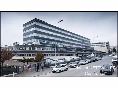 location bureau 17 pièces 527 m² à nanterre (92000)