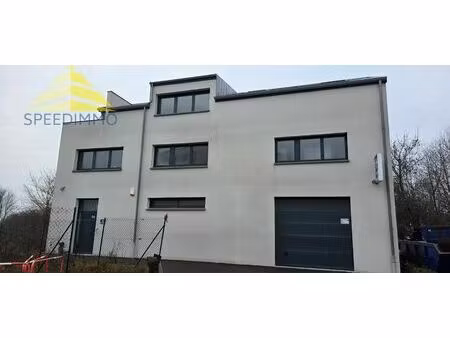 location local industriel 10 pièces 330 m² à périgny (94520)