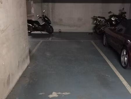 location parking 11 m²