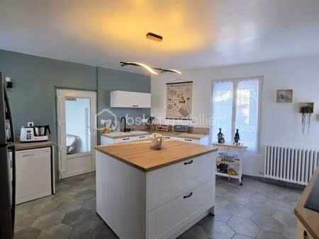 maison de 190 m² à courtomer