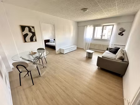 location meublée appartement 2 pièces 51 m² à annemasse (74100)  1 300 €