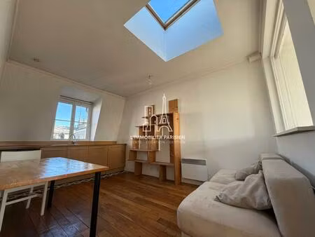 barbes - rochechouart - 2 pieces atypique !