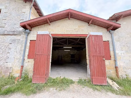 location garage 67 m² à saint-vincent-de-paul (33440)