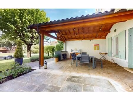 location maison  m² t-6 à fleurieu-sur-saône  1 723 €