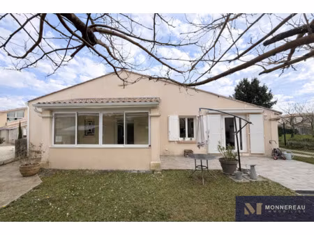 maison de plain pied avec jardin