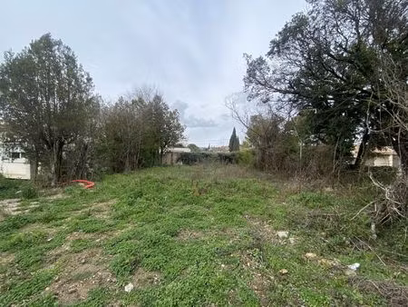 vente terrain 501 m² pélissanne (13330)