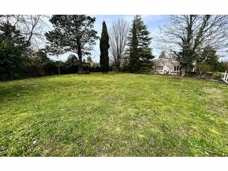 terrain saintes m² t- à vendre  64 000 €