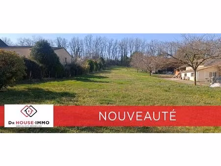 terrain constructible avec grand jardin et vignes - bouniagues