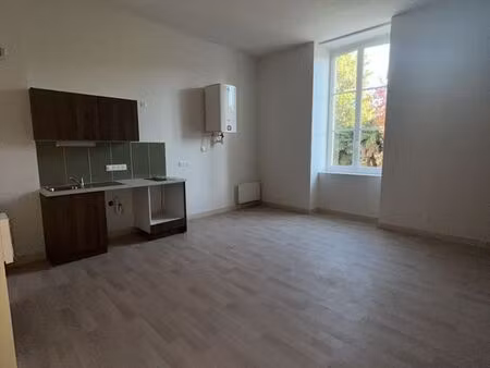 studio 1 pièce 30 m²