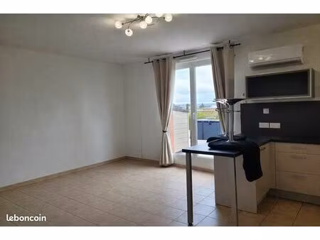 bel appartement t3 avec grande terrasse