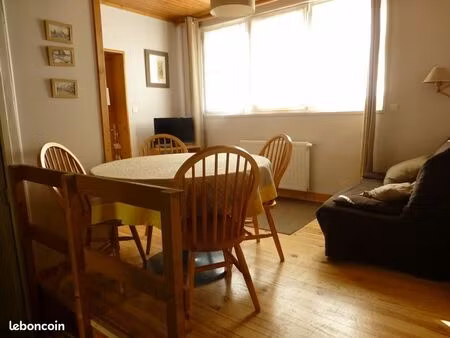 t2 meublé proche vieille ville avec jardin