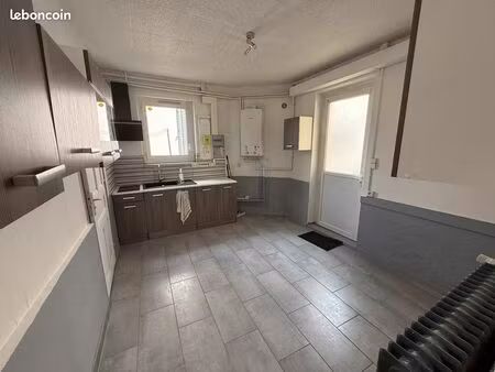 maison de ville t4 à balbigny