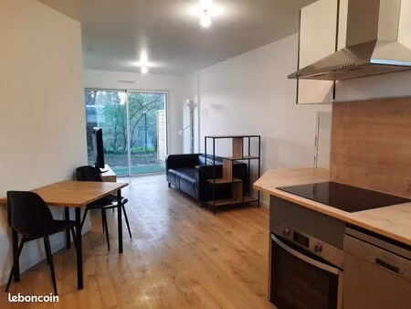 t2 meublé 40m2 + jardin + pk privé + local vélo