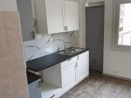 appartement f4 rénover à neuf résidence privée