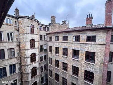 appartement 2 pièces 65 m²