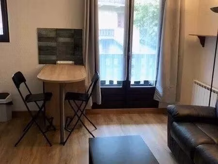 studio 1 pièce 23 m²